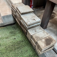 【無料】コンクリート敷石、ブロックあげます！の画像