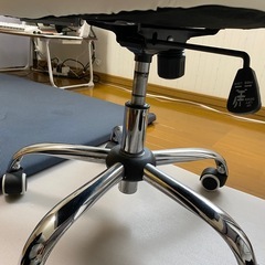 オフィスチェアの画像