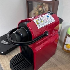 ネスプレッソ カプセル式コーヒーメーカー イニッシア ルビーレッ...