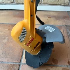 リョービ　電動 芝刈り機 芝刈機 園芸用品   AK-1800の画像