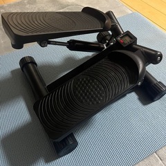【受け渡し者決まりました】フィットネストレーニングステッパー　黒　の画像