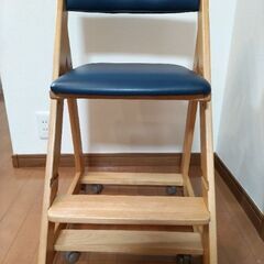 ニトリ　学習イスの画像