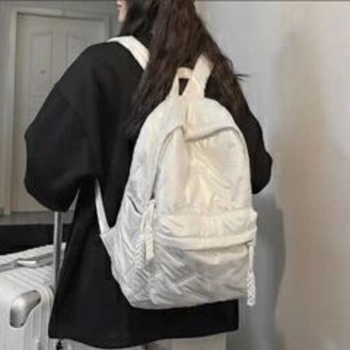シンプルでかわいい多機能カジュアルリュック 新品未使用