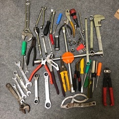車のDIY作業？