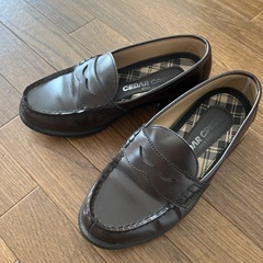 ローファー　茶色
