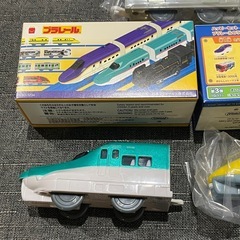 新品未使用 ハッピーセット プラレールセットの画像