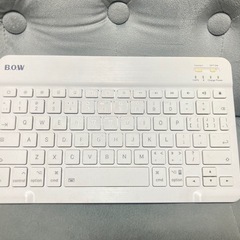 Bluetoothキーボード(ホワイト)