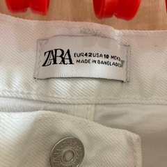 ZARA バレルレッグジーンズ　XL相当　42の画像