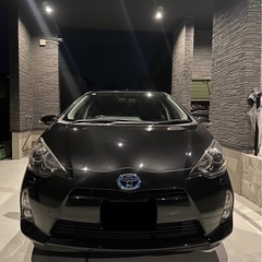 トヨタ　アクア　Ｓ　ハイブリッド　黒の画像