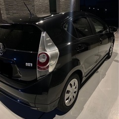 トヨタ　アクア　Ｓ　ハイブリッド　黒の画像