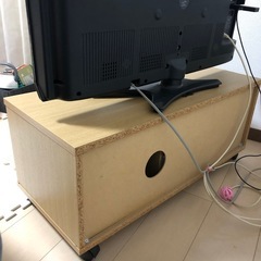 32型テレビ　シャープ　AQUOS 2011年製　テレビ台セットの画像