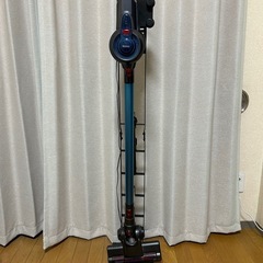 掃除機　スタンド付き　13日以降に
タダでお譲りします