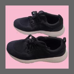☘️新品同様☘️黒スニーカー、黒靴、黒シューズ、ブラックシューズ、ブラック靴、ブラックスニーカー、black sneakers, women's sneakers, women's black sneakersの画像