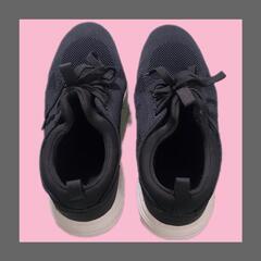 ☘️新品同様☘️黒スニーカー、黒靴、黒シューズ、ブラックシューズ、ブラック靴、ブラックスニーカー、black sneakers, women's sneakers, women's black sneakersの画像