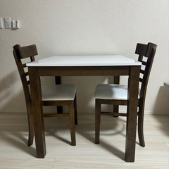 テーブル 食卓 椅子の画像