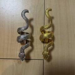 ヘビ リング 指輪 ゴールド シルバー 2個セットの画像