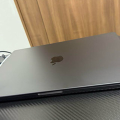 MacBook Pro 16-inch m3 max 2tb + 128g メモリの画像