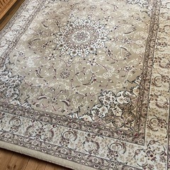 ペルシャ絨毯　原産国イラン　200㎝×250㎝