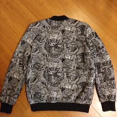 ZARA　ブルゾンの画像