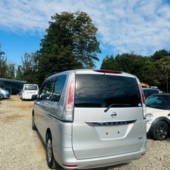 日産セレナ 平成25 年車 4WD  距離: 64,550KM  の画像