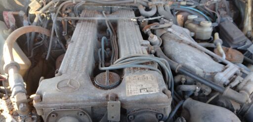 Mベンツ114-280CE-A/T-マニアルミツションへの変更部品