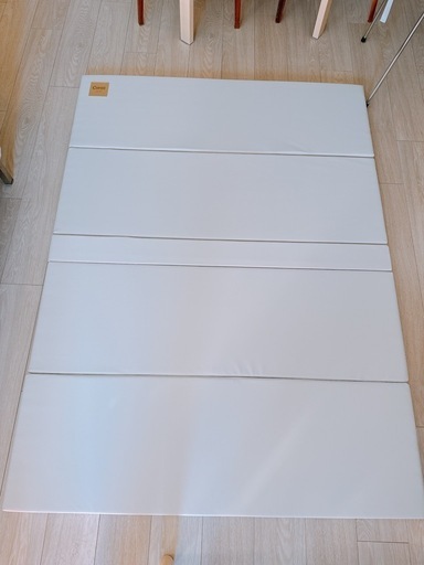 値下げしました！Carazかラズプレーマット 床暖房対応 厚手 折りたたみ 防水 厚手マット 体操マット (ベージュ, 120x160