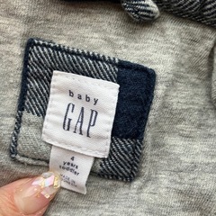 チェック秋服　男の子アウター　ベビーギャップ105センチの画像
