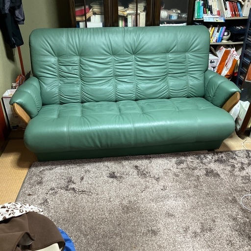美品　3人掛け、ソファー　本革