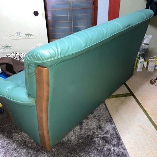 美品　3人掛け、ソファー　本革