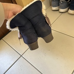 ショートブーツ　22cm  女児美品
の画像