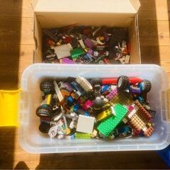レゴブロック大量　の画像