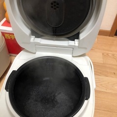 TIGER 炊飯器　2018年製　5.5合の画像