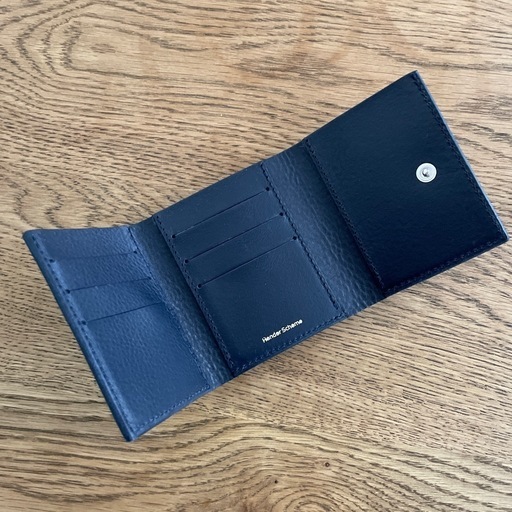エンダースキーマ財布