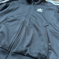 adidas 上下セット
の画像
