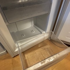 ショウ様【ほぼ未使用】Hisece 冷蔵庫　175Lの画像