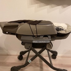 取引中】ネムリラ　オートスイング　ハイローチェア