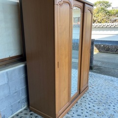3段扉クローゼットの画像