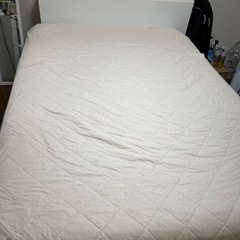 ダブルベッド(引き出し付き)