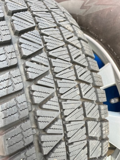 ブリヂストン　ブリザックDM-3 225/65R17 102Q
