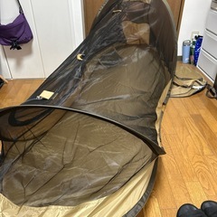 キャンプ alpine pup up mesh shelter の画像