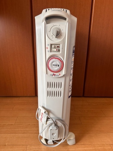 DeLonghi オイルラジエターヒーター DRAGON 3 新X字型フィン9枚 【4~10畳用】 D091549EFS