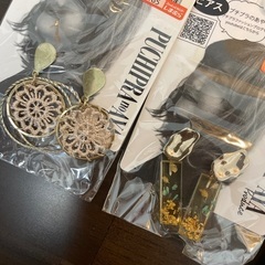 ⭐️新品未使用⭐️プチプラのあや MUMU しまむらコラボ　ピアス　ヘアアクセサリーの画像