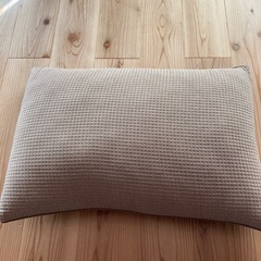 ニトリ　高反発枕　差し上げます