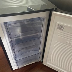 21年製　アイリスオーヤマ　冷凍庫　60L IUSD-6B-B RZの画像