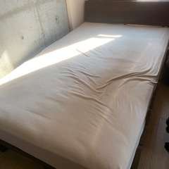 【売約済み】セミダブルベッド&マットレスセットの画像