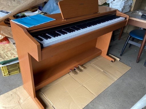 ヤマハ　デジタルピアノ　J7000