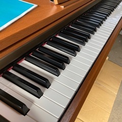 ヤマハ　デジタルピアノ　J7000の画像