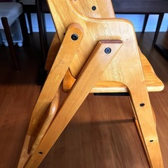 ハイチェア の画像