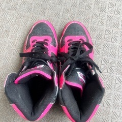 AIR WALK. ハイカットスニーカー　24cm
の画像