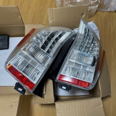 30系プリウス 前期 テールランプ ASSY